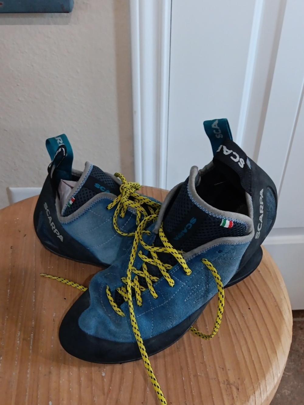 Scarpa Helix Lace Climbing Shoes Unisex Men 9 Women 10 EU 42 Needs Resole